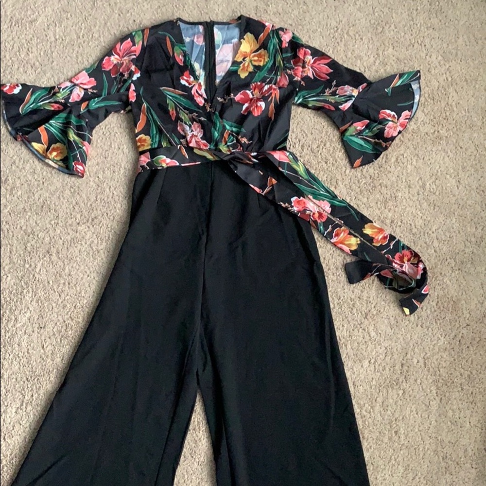 Wide leg floral jumpsuit